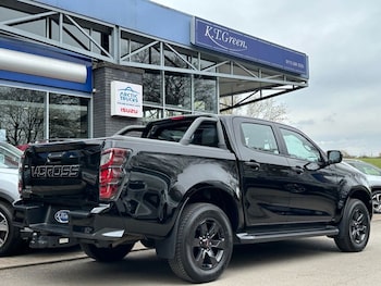 Used Isuzu D-Max 2024 for sale - 76710911: Photo