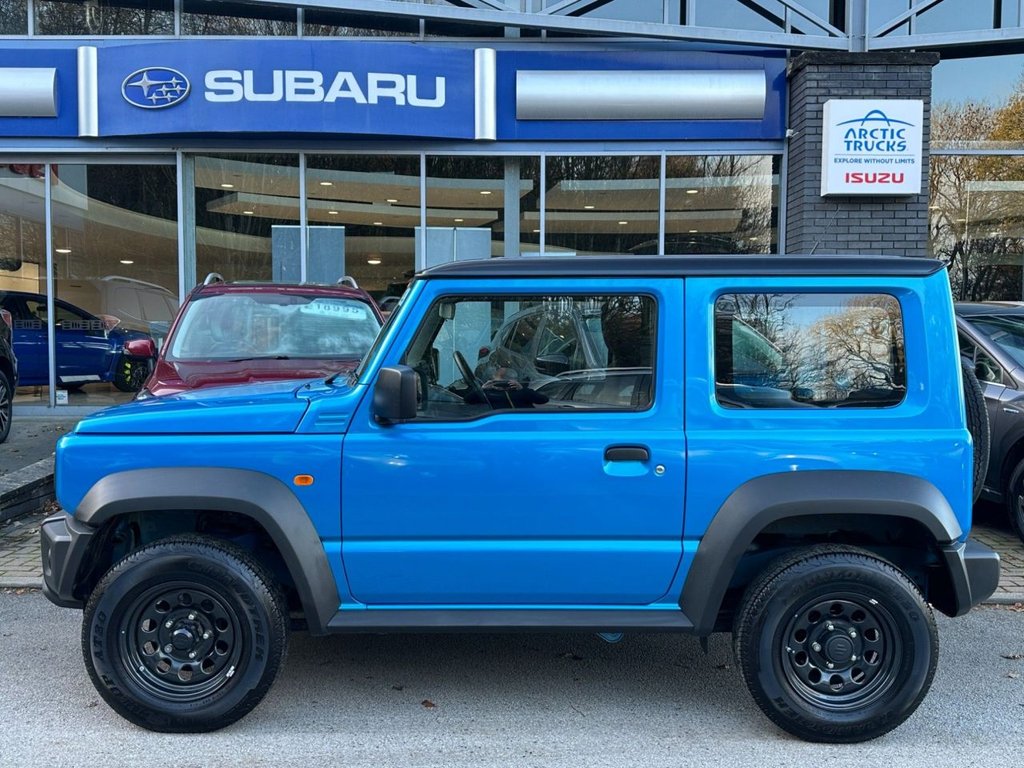 Used Suzuki Jimny 2023 for sale - 76711537: Photo 2