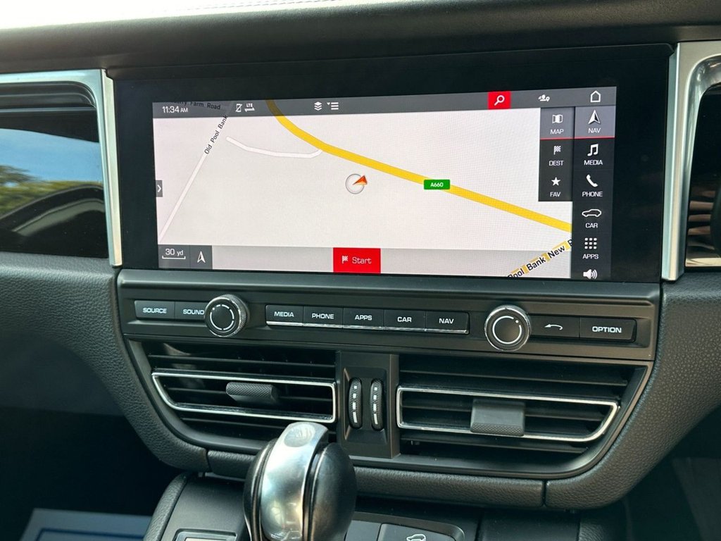 Used Porsche Macan 2019 for sale - 76631776: Photo 12