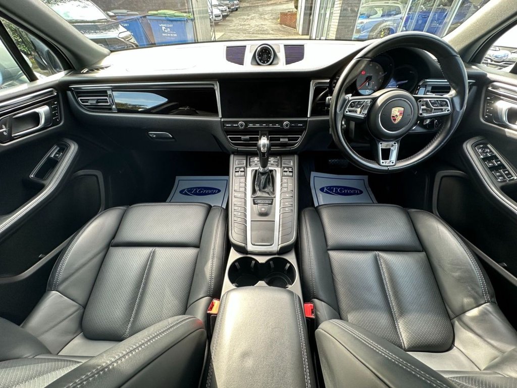 Used Porsche Macan 2019 for sale - 76631776: Photo 9