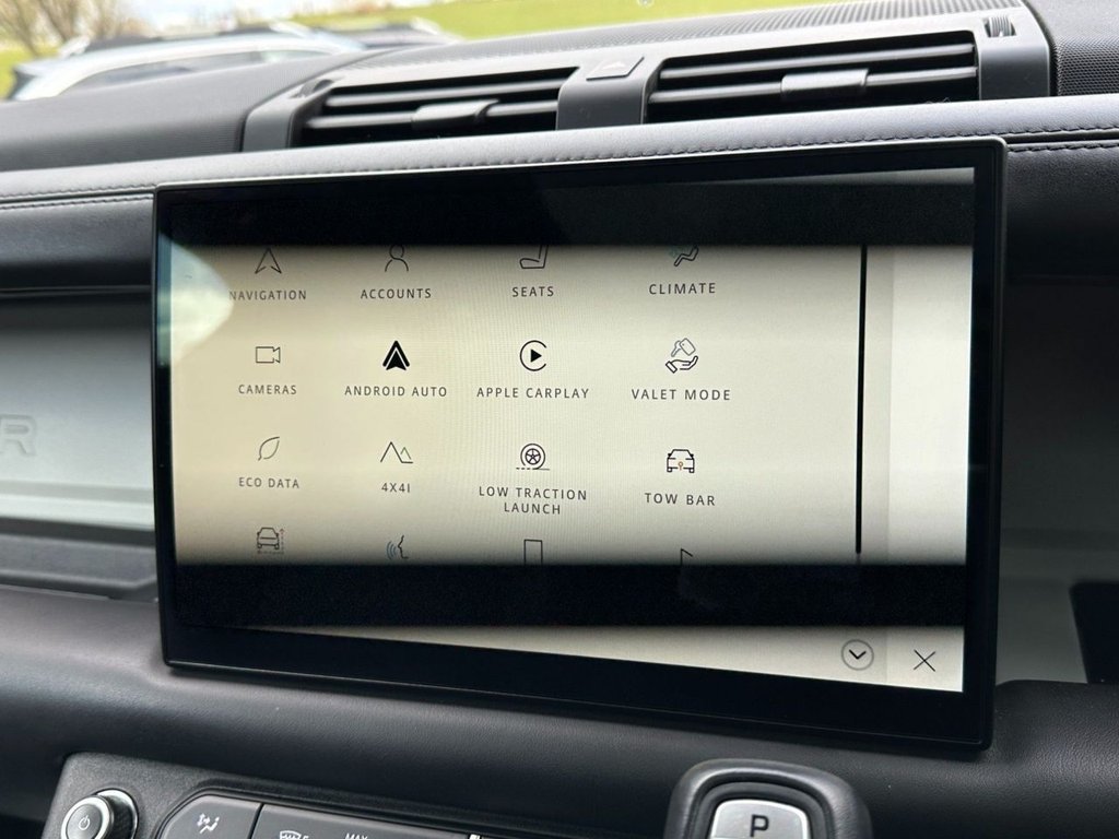 Used Land Rover Defender 2022 for sale - 78097163: Photo 31