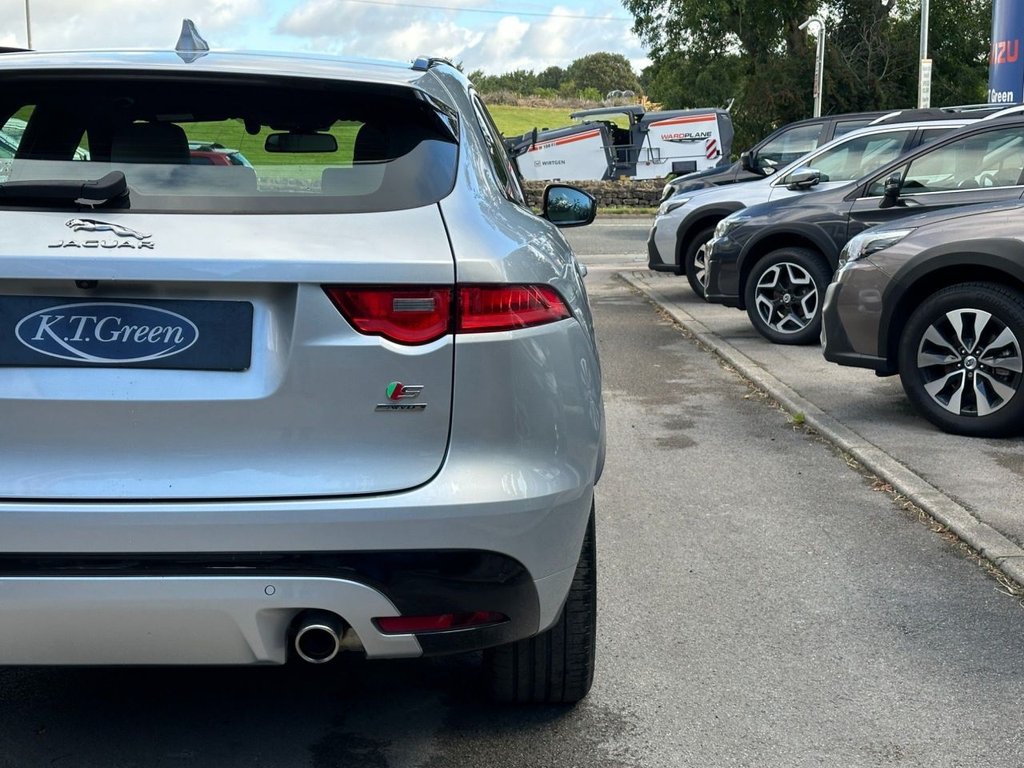 Used Jaguar F-Pace 2017 for sale - 76632002: Photo 35