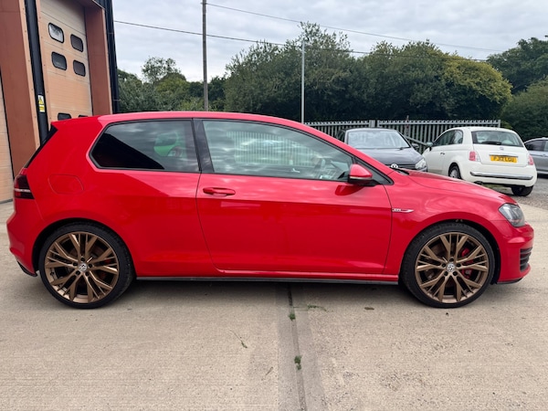 Used Volkswagen Golf 2015 for sale - 75139241: Photo 2