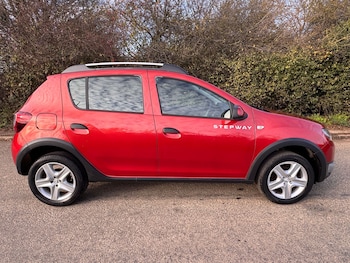 Used Dacia Sandero 2014 for sale - 78858746: Photo