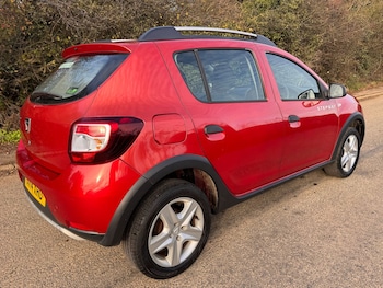 Used Dacia Sandero 2014 for sale - 78858746: Photo