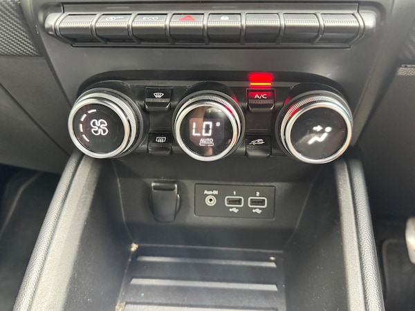 Used Renault Clio 2020 for sale - 75459635: Photo 20