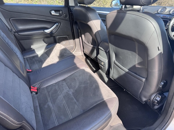 Used Ford Mondeo 2010 for sale - 75139498: Photo 11