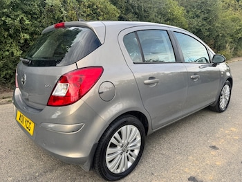 Used Vauxhall Corsa 2011 for sale - 75415103: Photo