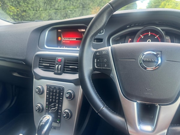Used Volvo V40 2018 for sale - 75756970: Photo 16