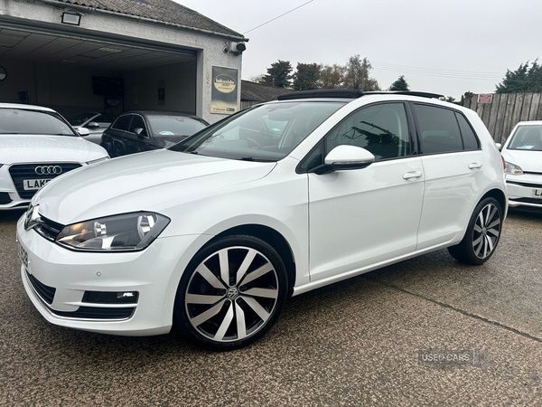 Used Volkswagen Golf 2017 for sale - 76371945: Photo 1