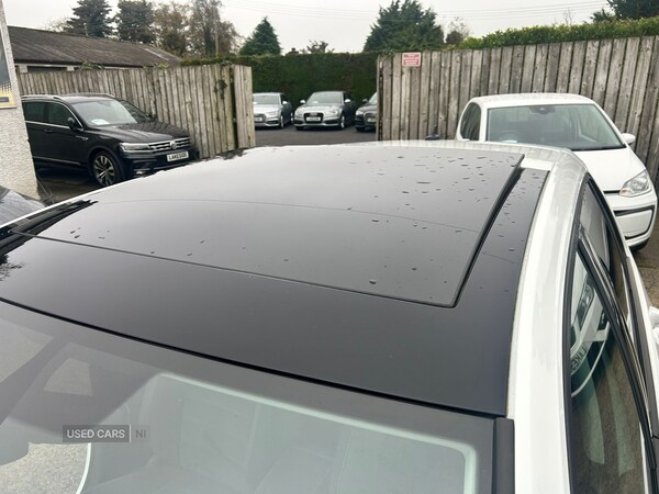 Used Volkswagen Golf 2017 for sale - 76371945: Photo 10