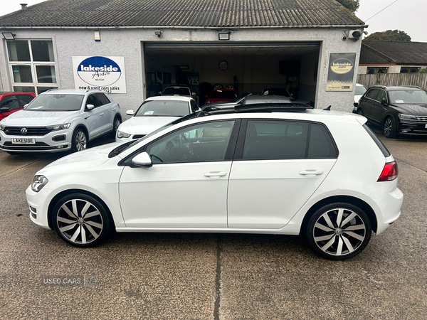 Used Volkswagen Golf 2017 for sale - 76371945: Photo 2
