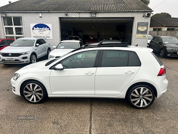 Used Volkswagen Golf 2017 for sale - 76371945: Photo