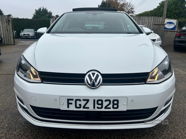 Used Volkswagen Golf 2017 for sale - 76371945: Photo 8