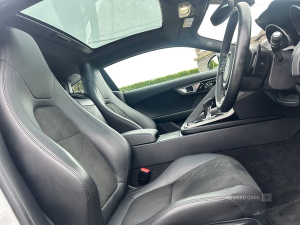 Used Jaguar F-Type 2015 for sale - 78116832: Photo 14