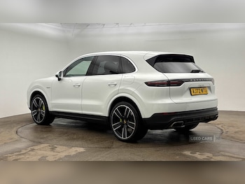 Used Porsche Cayenne 2023 for sale - 78417838: Photo