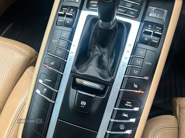 Used Porsche Macan 2016 for sale - 76474110: Photo 27