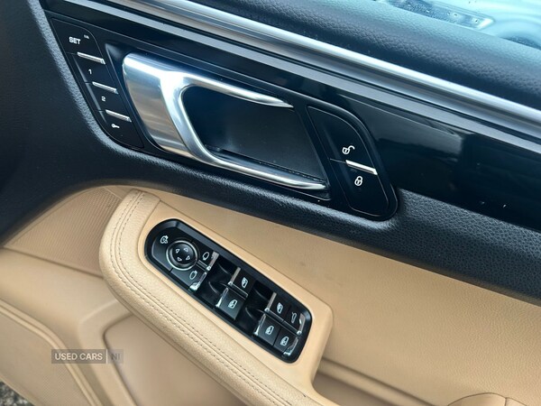 Used Porsche Macan 2016 for sale - 76474110: Photo 30