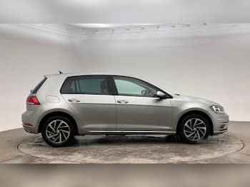 Used Volkswagen Golf 2019 for sale - 79767927: Photo