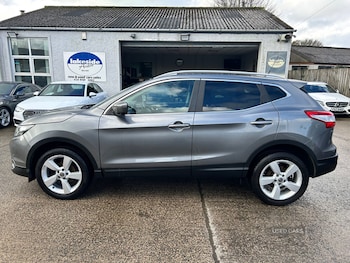 Used Nissan Qashqai 2015 for sale - 78262049: Photo