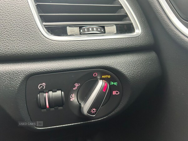 Used Audi Q3 2016 for sale - 76433459: Photo 14