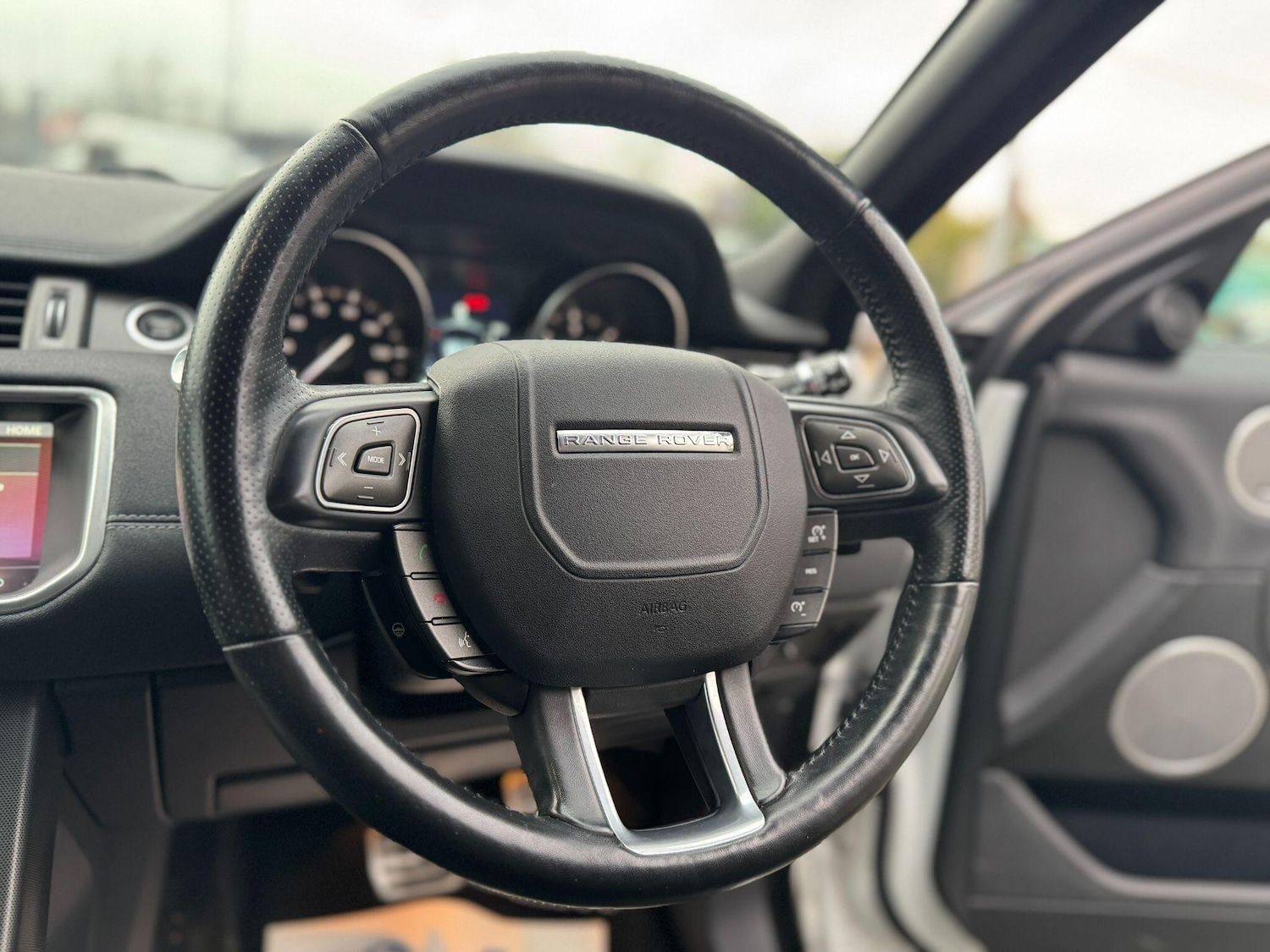 Used Land Rover Range Rover Evoque 2019 for sale - 76759386: Photo 31