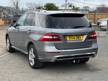 Used Mercedes-Benz M Class 2014 for sale - 77934177: Photo