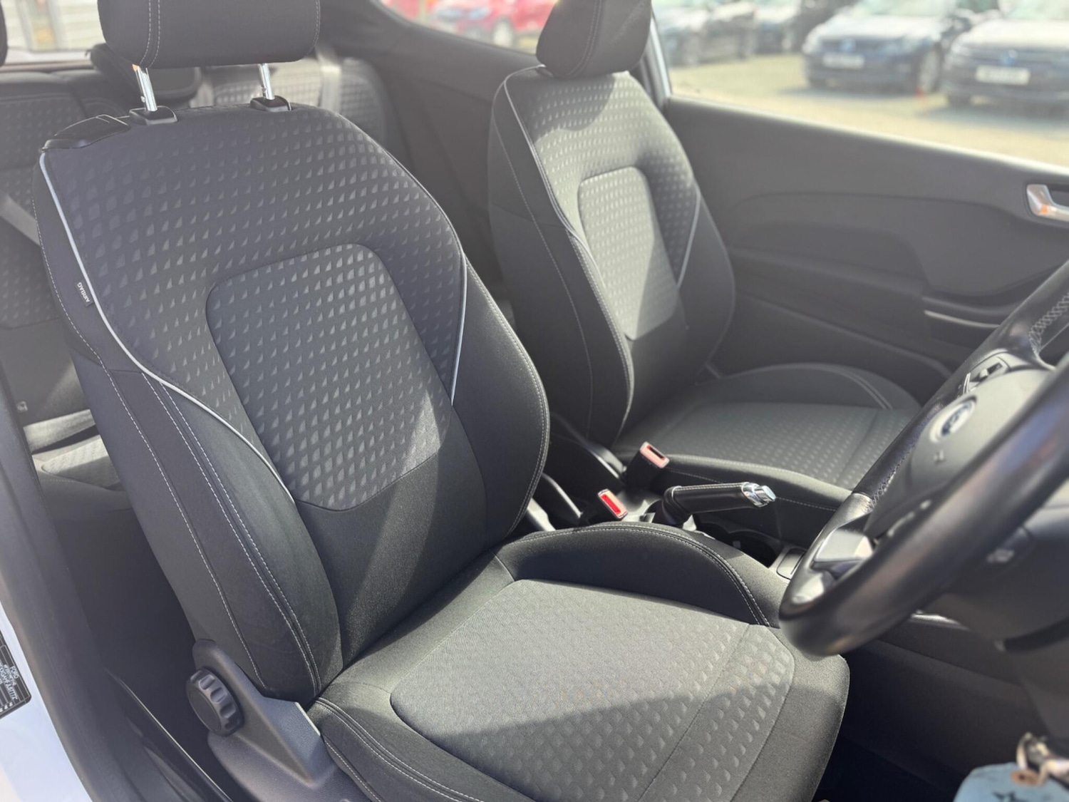 Used Ford Fiesta 2018 for sale - 77934205: Photo 9