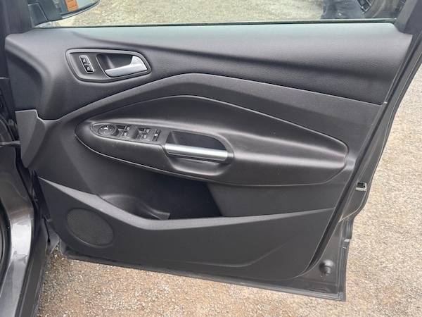 Used Ford Kuga 2014 for sale - 76188726: Photo 19
