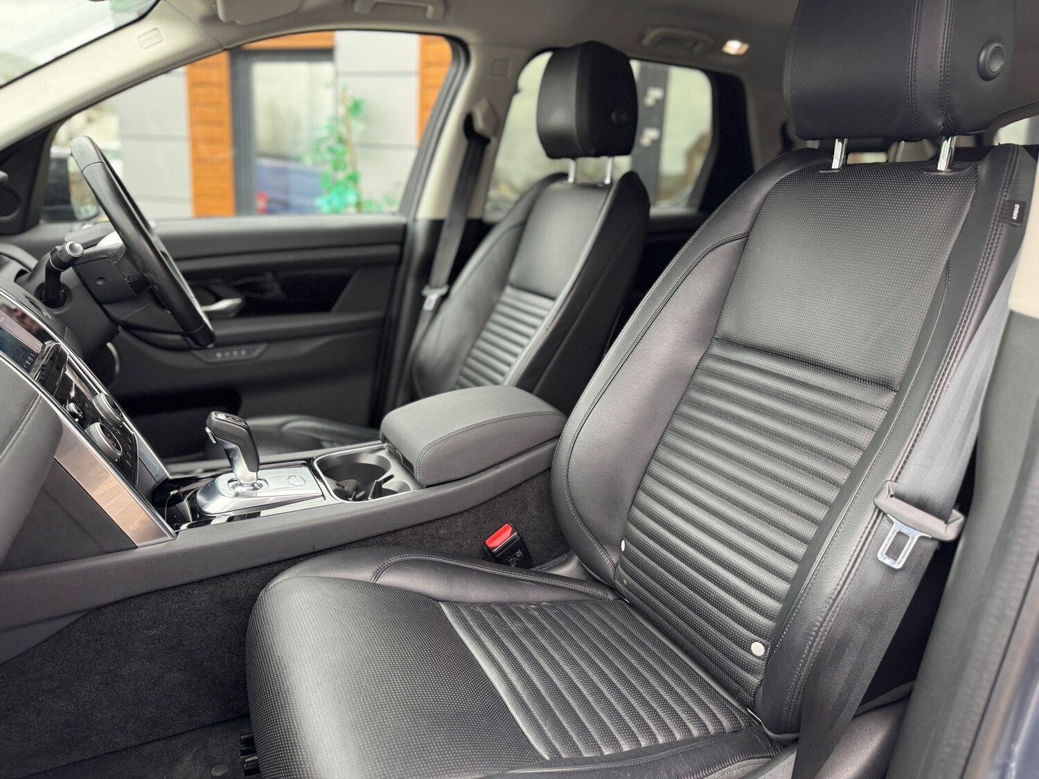 Used Land Rover Discovery Sport 2020 for sale - 77934164: Photo 11