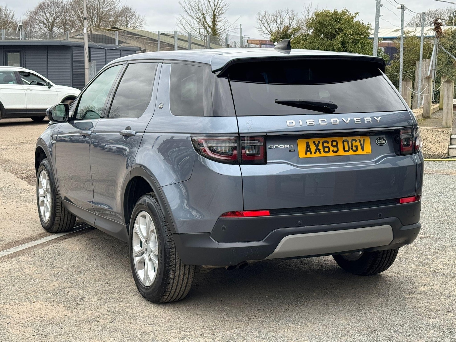 Used Land Rover Discovery Sport 2020 for sale - 77934164: Photo 3