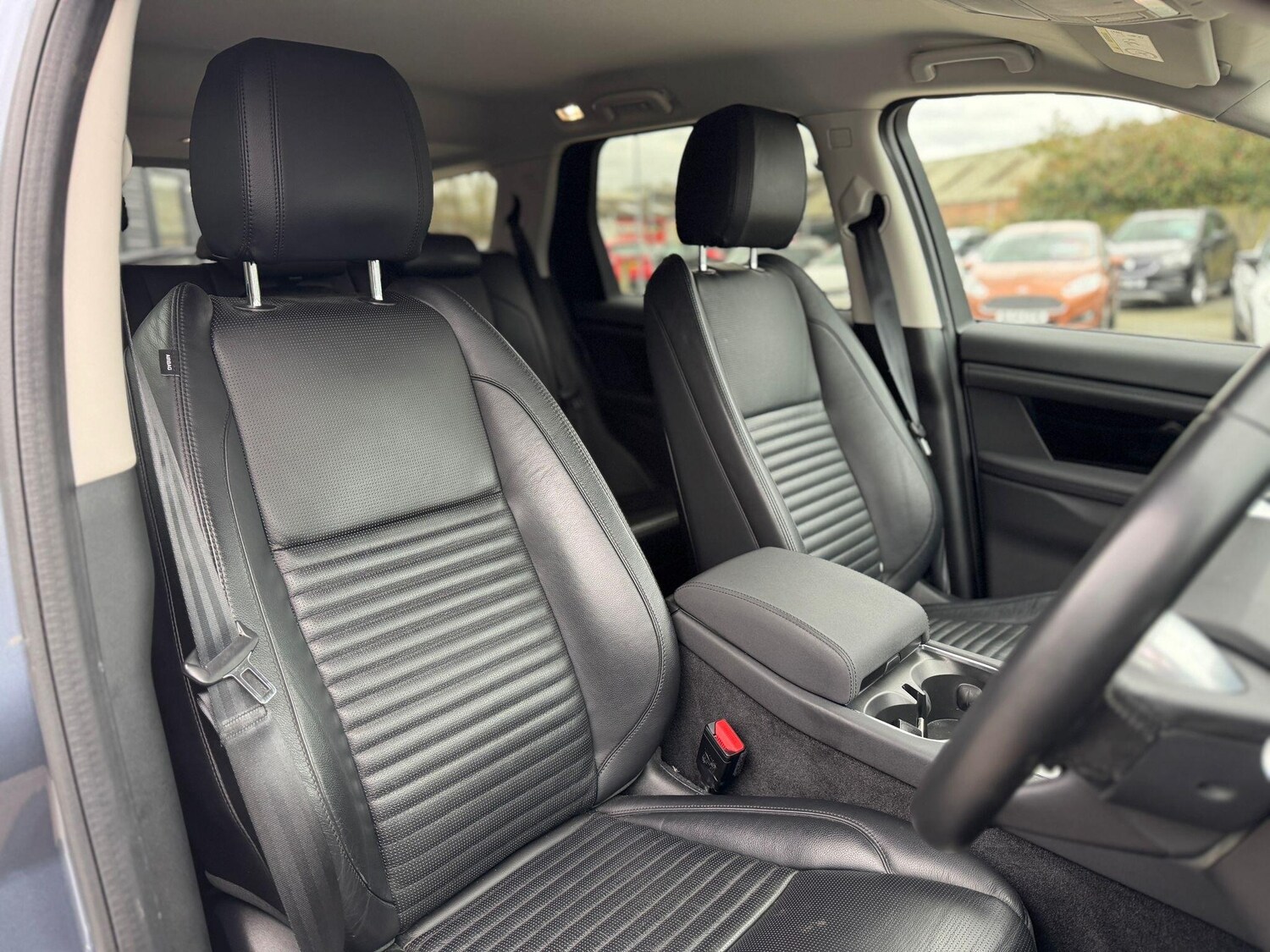 Used Land Rover Discovery Sport 2020 for sale - 77934164: Photo 9