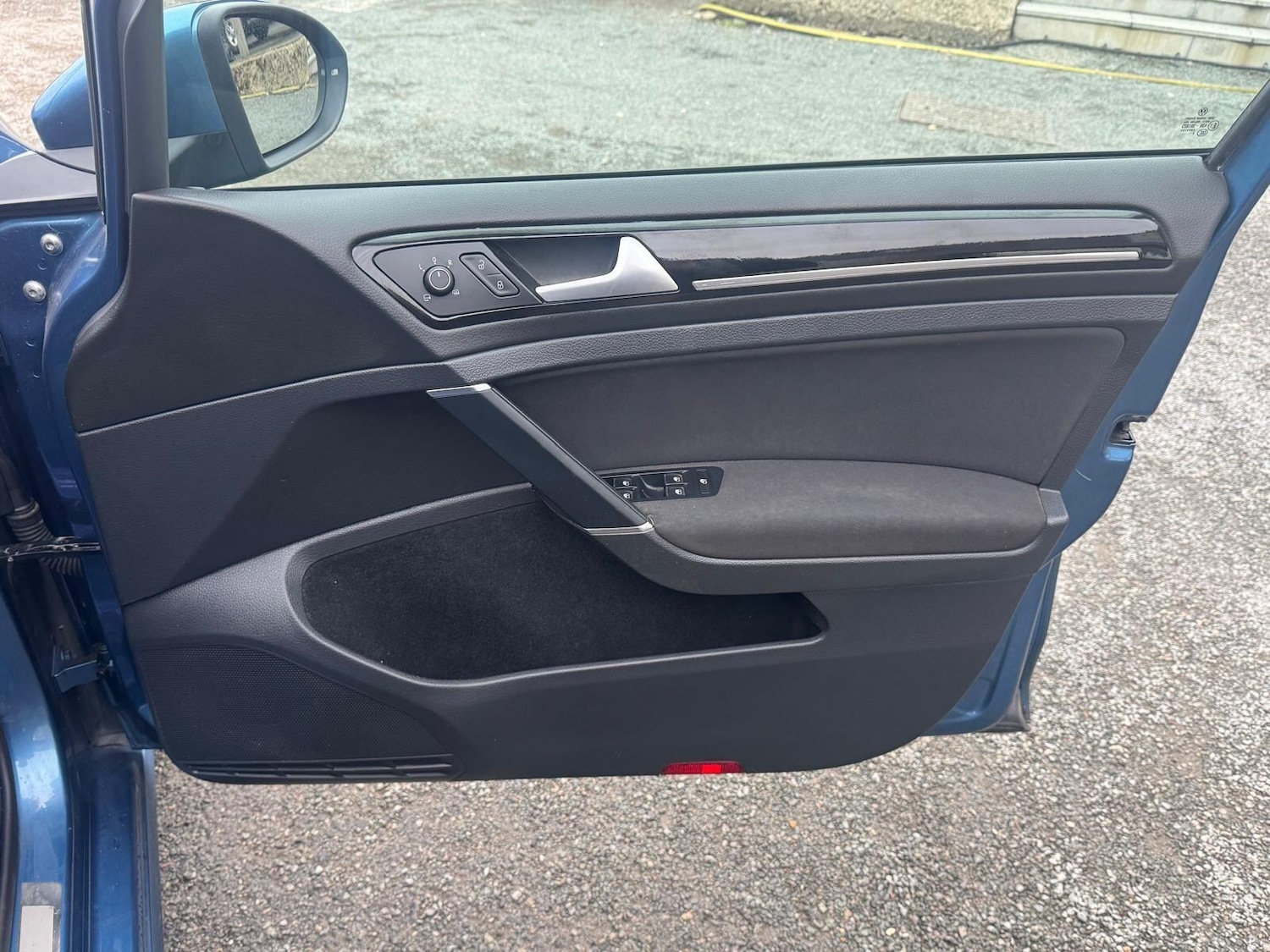 Used Volkswagen Golf 2017 for sale - 76200541: Photo 27