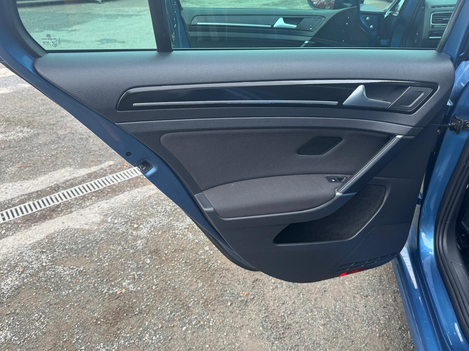 Used Volkswagen Golf 2017 for sale - 76200541: Photo 30