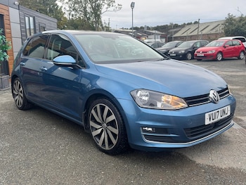 Used Volkswagen Golf 2017 for sale - 76200541: Photo