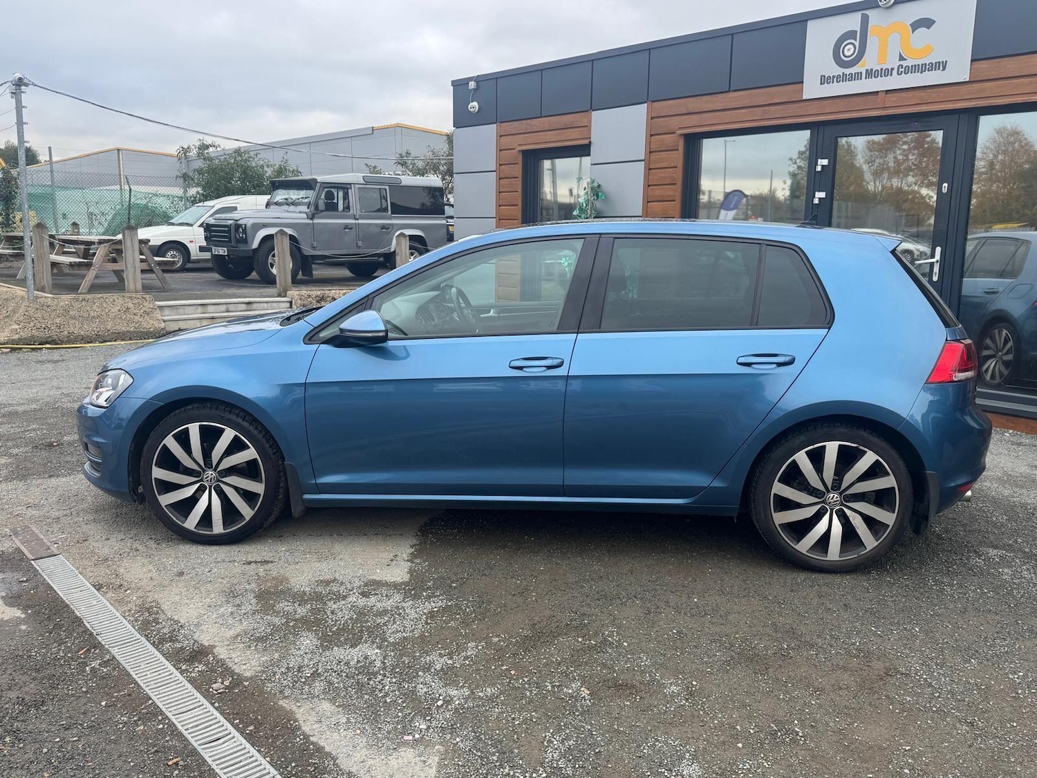 Used Volkswagen Golf 2017 for sale - 76200541: Photo 9