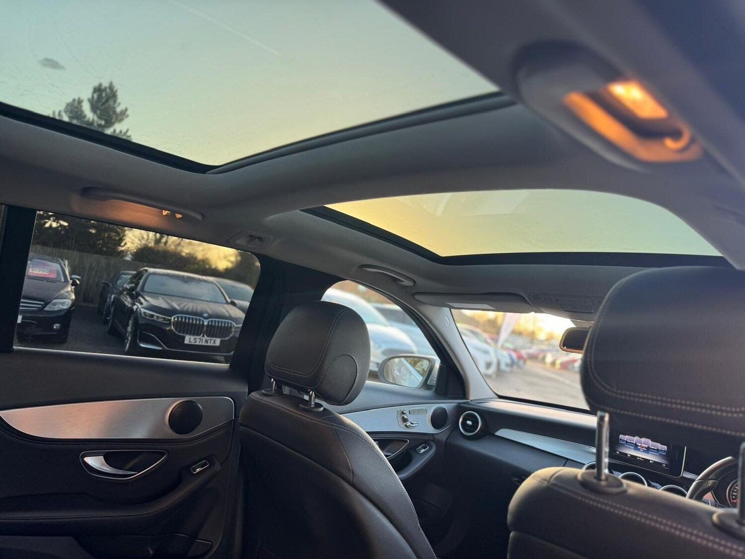 Used Mercedes-Benz C Class 2015 for sale - 76759449: Photo 21