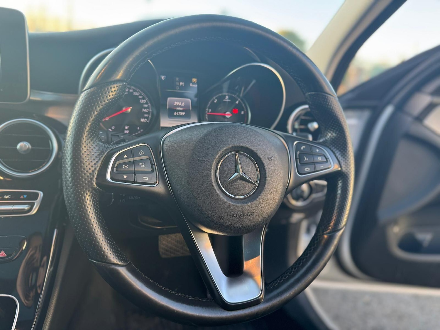 Used Mercedes-Benz C Class 2015 for sale - 76759449: Photo 28