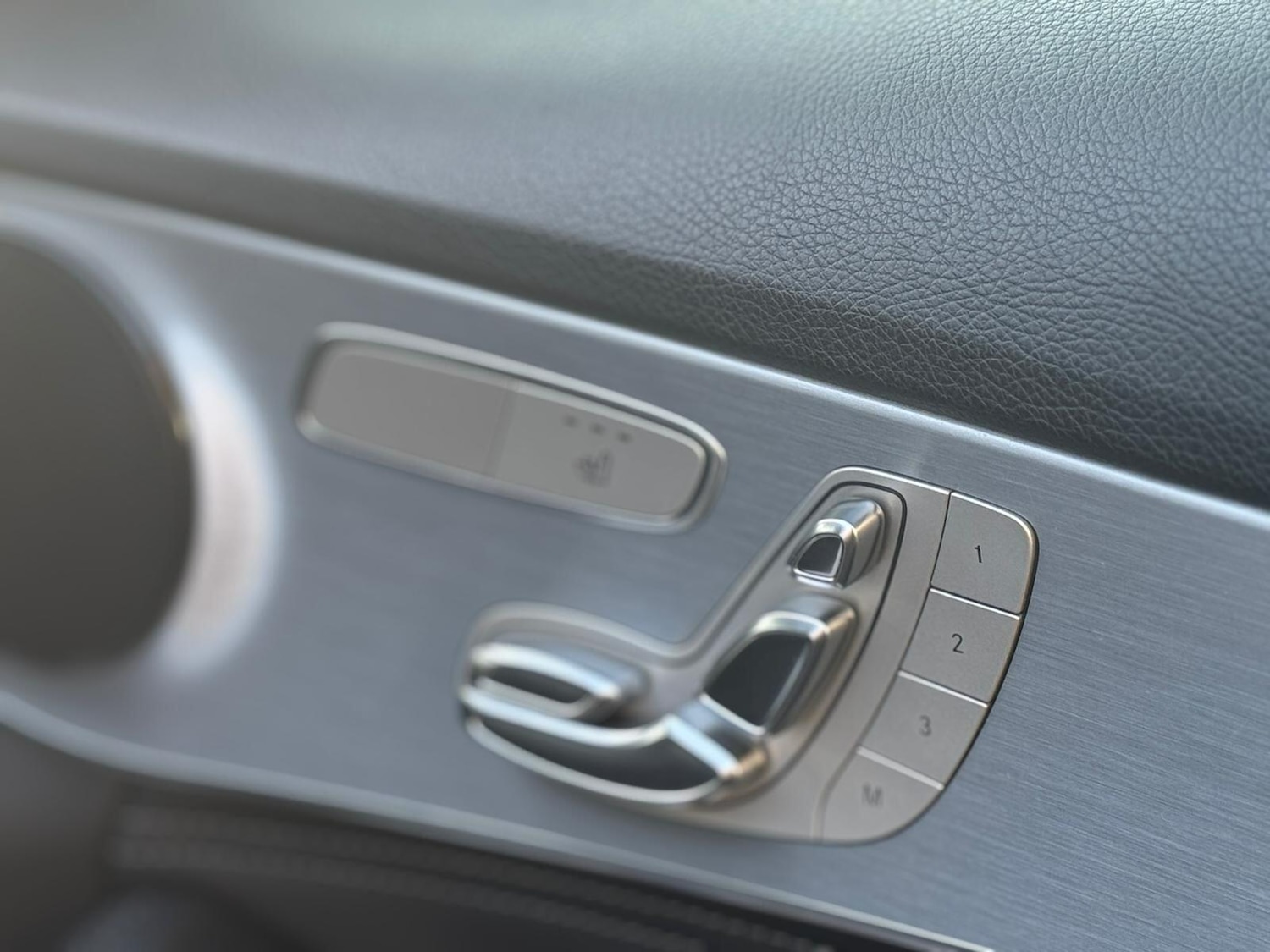 Used Mercedes-Benz C Class 2015 for sale - 76759449: Photo 36