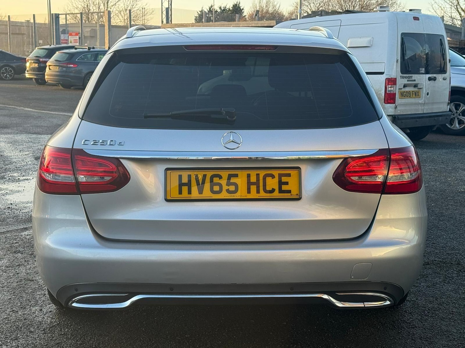 Used Mercedes-Benz C Class 2015 for sale - 76759449: Photo 7