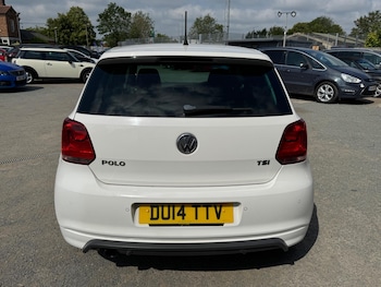 Used Volkswagen Polo 2014 for sale - 78891236: Photo