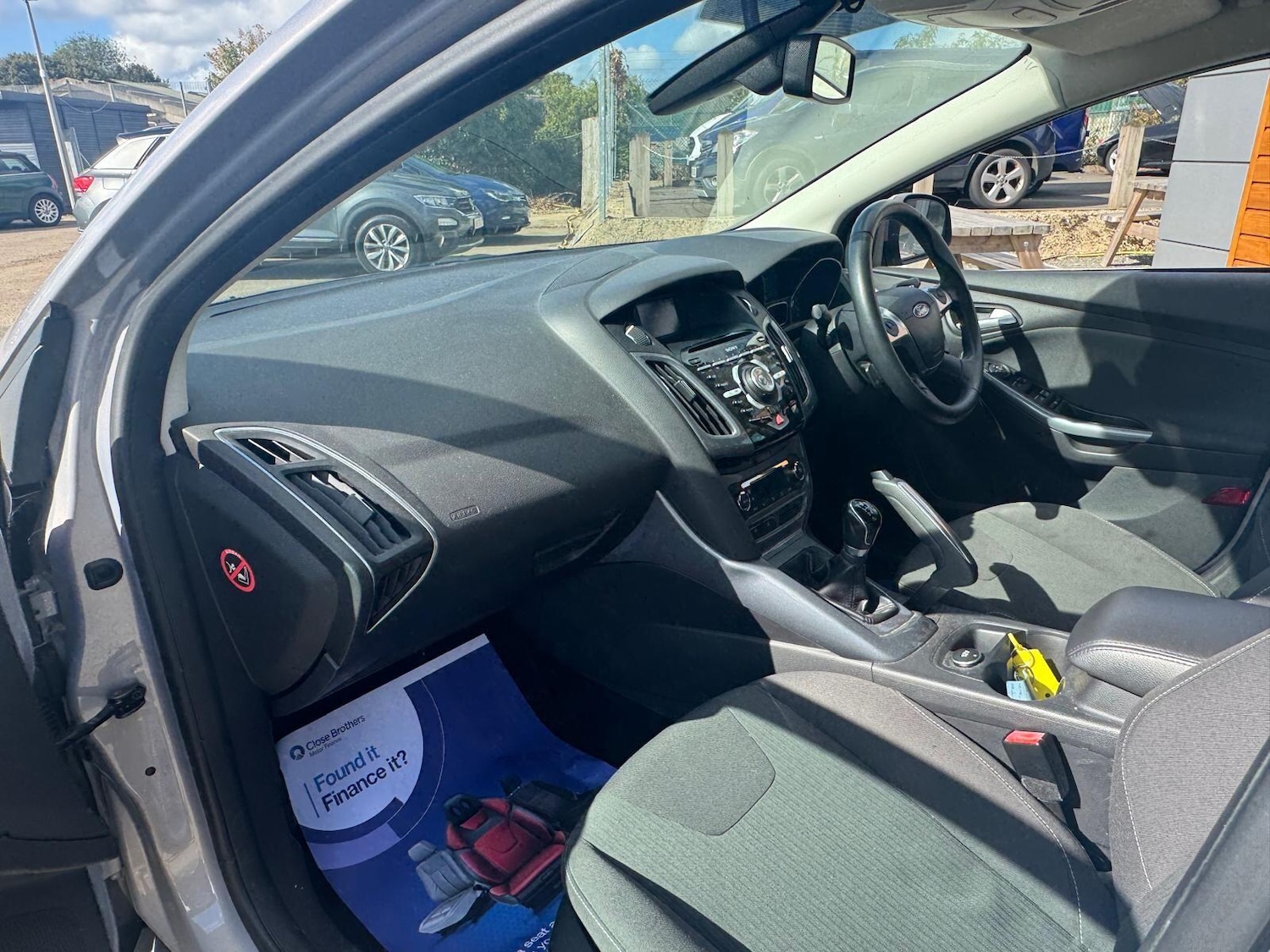 Used Ford Focus 2011 for sale - 76539123: Photo 16