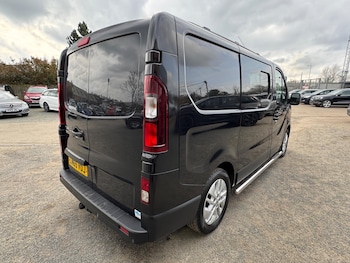 Used Renault Trafic 2015 for sale - 77934183: Photo