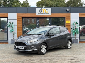 Used Ford Fiesta 2017 for sale - 79337468: Photo