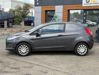Used Ford Fiesta 2017 for sale - 79337468: Photo