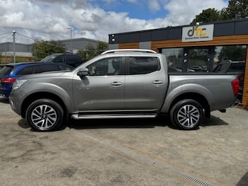 Used Nissan Navara 2019 for sale - 79794252: Photo