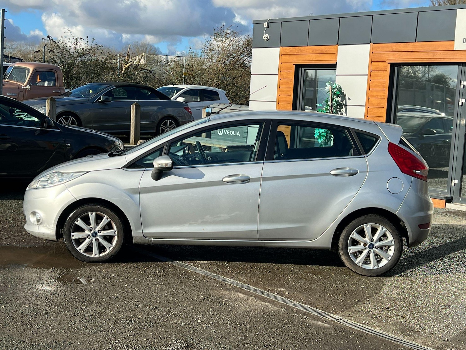 Vehicle 3