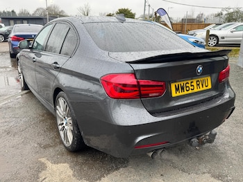 Used BMW 3 Series 2015 for sale - 77934161: Photo