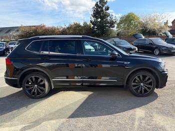 Used Volkswagen Tiguan Allspace 2020 for sale - 77958178: Photo