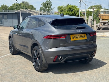 Used Jaguar E-Pace 2019 for sale - 78728731: Photo